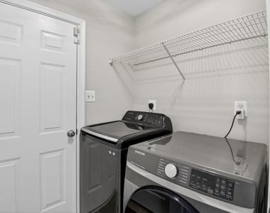 4315 Castletower Court - Photo Thumbnail 11