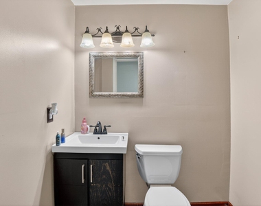 4315 Castletower Court - Photo Thumbnail 21