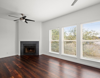 2414 Longview St - Photo Thumbnail 7