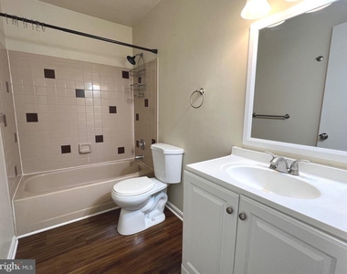 12904 Huron Drive - Photo Thumbnail 12