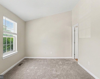 32 Tameron Place - Photo Thumbnail 20