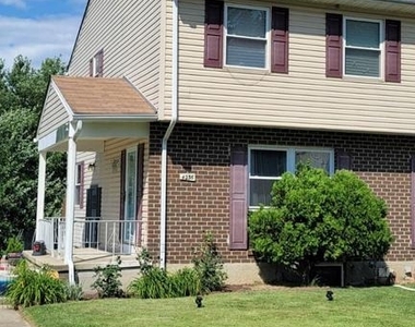 4236 Slater Avenue - Photo Thumbnail 7