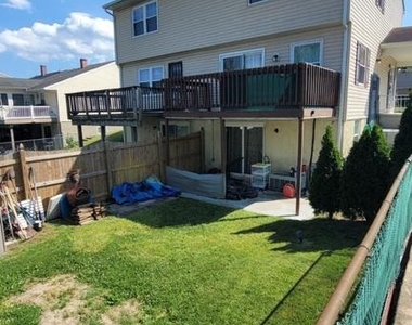 4236 Slater Avenue - Photo Thumbnail 10