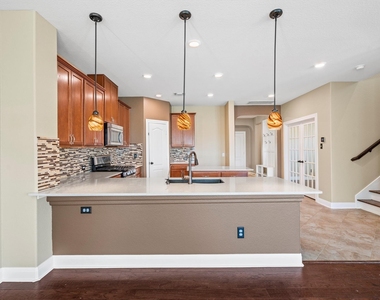100 Speckle Park Dr - Photo Thumbnail 21
