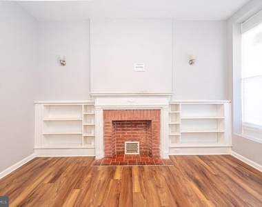 2732 Riggs Avenue - Photo Thumbnail 9