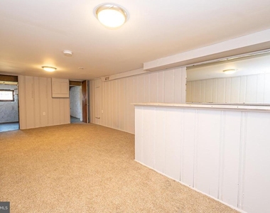 2732 Riggs Avenue - Photo Thumbnail 18
