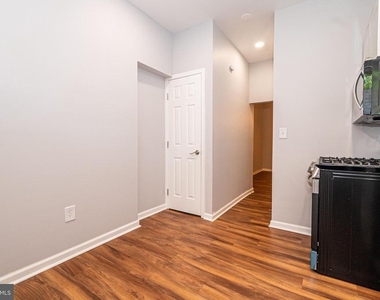 2732 Riggs Avenue - Photo Thumbnail 14