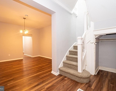 2732 Riggs Avenue - Photo Thumbnail 11