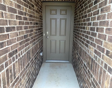 160 Cherry Blossom Dr - Photo Thumbnail 1