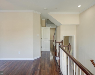 7827 Crystal Brook Way - Photo Thumbnail 6