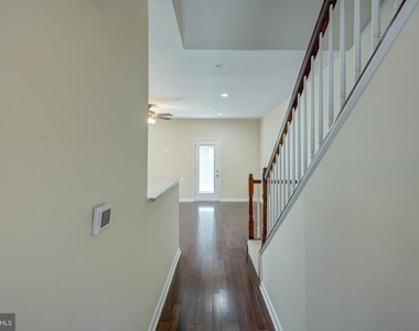 7827 Crystal Brook Way - Photo Thumbnail 15