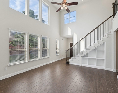 10418 Turnbull Loop - Photo Thumbnail 7