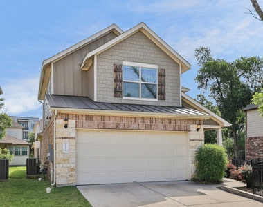 10418 Turnbull Loop - Photo Thumbnail 2