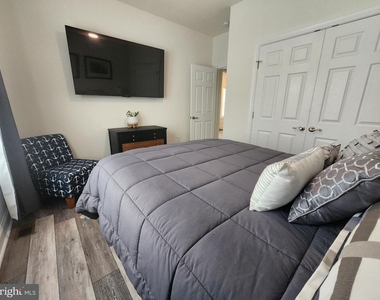 26017 Starboard Drive - Photo Thumbnail 9