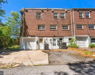 53 Madison Drive - Photo Thumbnail 33