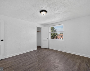 53 Madison Drive - Photo Thumbnail 20