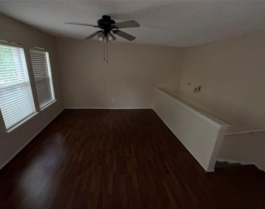 1704 Matagorda Dr - Photo Thumbnail 8