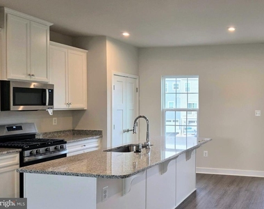 541 Lewes Landing Road - Photo Thumbnail 8