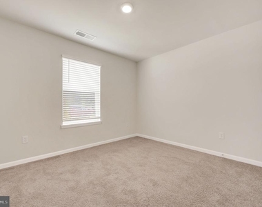 13 Casterline Court - Photo Thumbnail 9