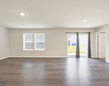 13 Casterline Court - Photo Thumbnail 3