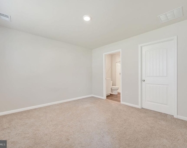 13 Casterline Court - Photo Thumbnail 6