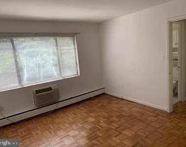 2325 42nd Street Nw - Photo Thumbnail 10