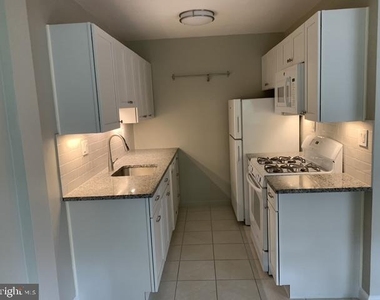 2325 42nd Street Nw - Photo Thumbnail 11