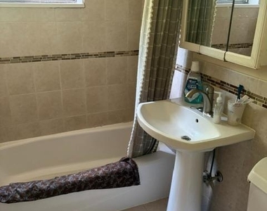 2325 42nd Street Nw - Photo Thumbnail 11