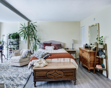 922 24th Street Nw - Photo Thumbnail 21