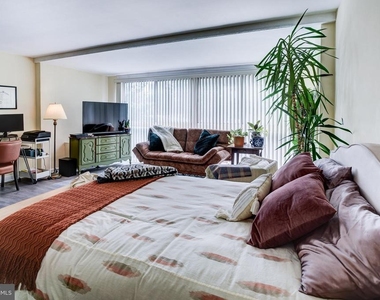 922 24th Street Nw - Photo Thumbnail 18