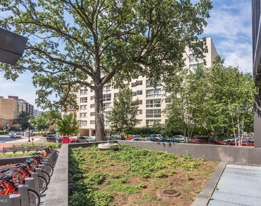922 24th Street Nw - Photo Thumbnail 35