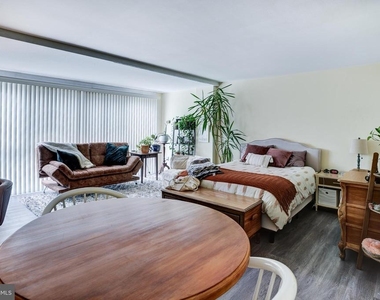 922 24th Street Nw - Photo Thumbnail 16