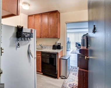 922 24th Street Nw - Photo Thumbnail 12