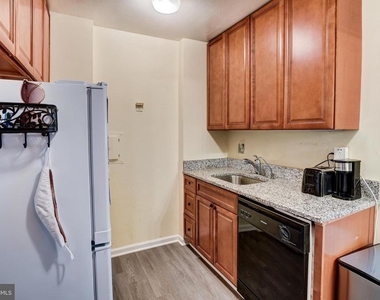 922 24th Street Nw - Photo Thumbnail 9