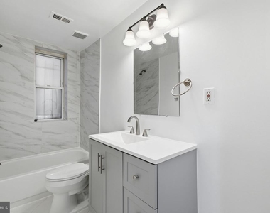 1038 6th Street Ne - Photo Thumbnail 14