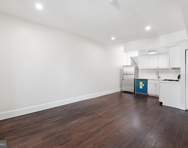 1038 6th Street Ne - Photo Thumbnail 6