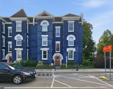 1038 6th Street Ne - Photo Thumbnail 18