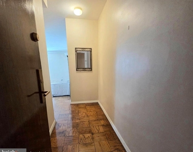 1435 4th Street Sw - Photo Thumbnail 9