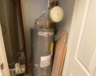 1216 Savannah Place Se - Photo Thumbnail 12