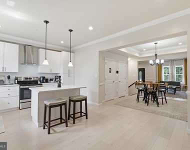 1433 Howard Road Se - Photo Thumbnail 11