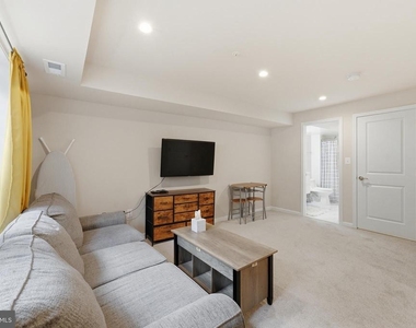 1433 Howard Road Se - Photo Thumbnail 36