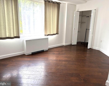 4000 Tunlaw Road Nw - Photo Thumbnail 10