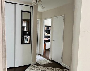 4000 Tunlaw Road Nw - Photo Thumbnail 4