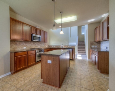 403 Limestone Trl - Photo Thumbnail 12