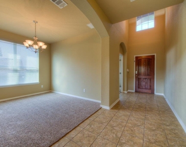 403 Limestone Trl - Photo Thumbnail 5