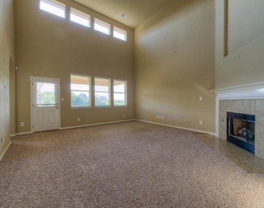 403 Limestone Trl - Photo Thumbnail 6