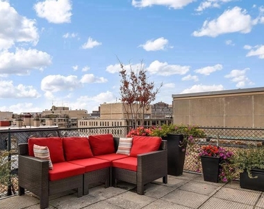 1727 Massachusetts Avenue Nw - Photo Thumbnail 14