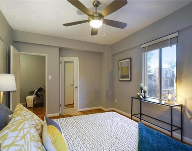 1727 Massachusetts Avenue Nw - Photo Thumbnail 7