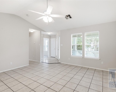 437 Sampson - Photo Thumbnail 5