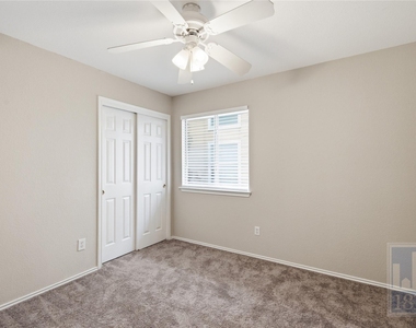 437 Sampson - Photo Thumbnail 15